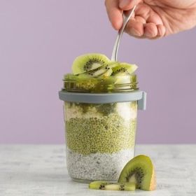 https://www.shopnaturally.com.au/media/catalog/product/cache/faa2bbde2e41dca56fdb275e815dd886/k/i/kilner-brekafast-jar-3.jpg